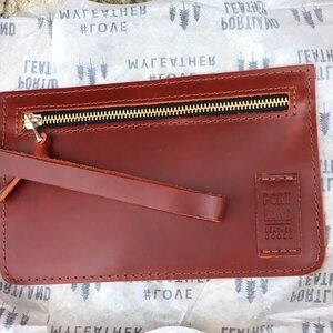 Portland Leather Goods ADRIANA POUCH